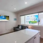 Strandway Suite 1